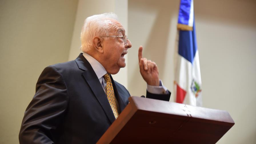 Ministro de Energía ratifica que el Pacto Eléctrico se firmará este mes 