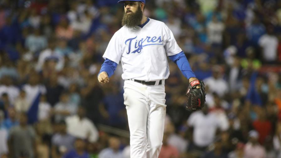 Bryan Evans abrirá por los Tigres del Licey ante los Leones del Escogido 