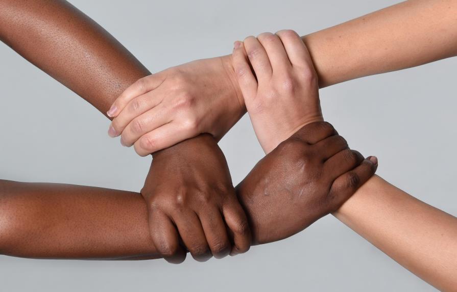 Un curso sobre “Racismo blanco” comienza bajo protección policial en Florida