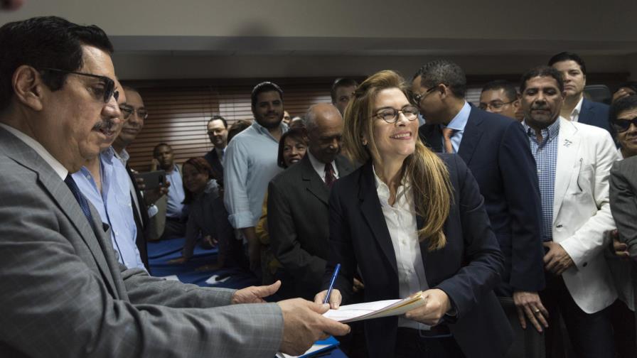 El pacto de Hipólito y Abinader desata los demonios en el PRM