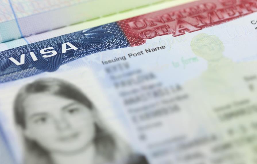 ¿Cuál fue la tasa de aprobación de visa de EE.UU. de octubre 2016 a septiembre 2017?  
