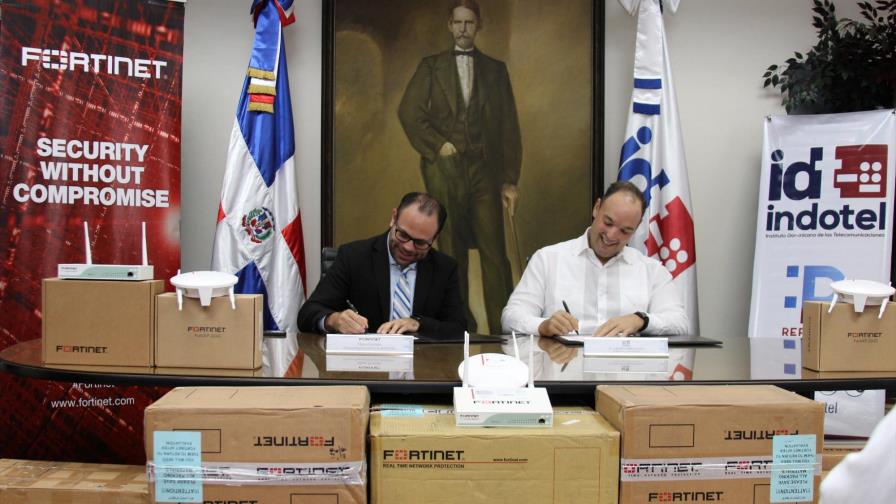 Empresa global Fortinet dona equipos de ciberseguridad al Indotel 