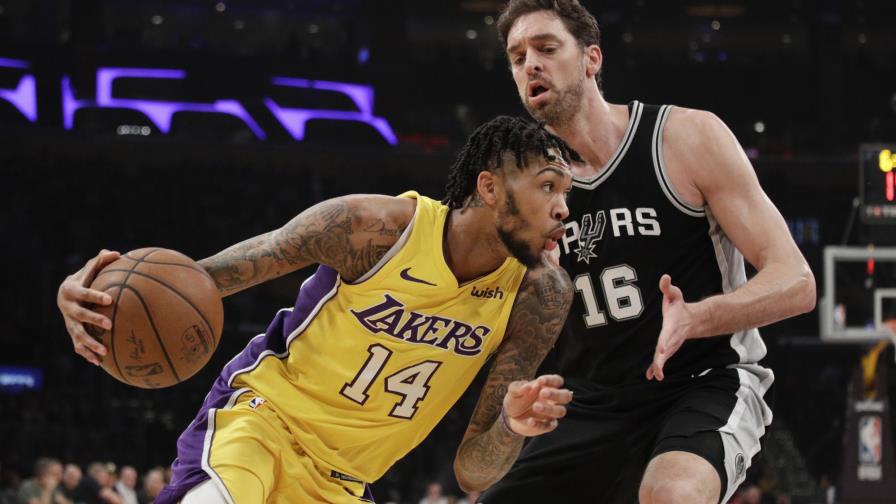 Ingram comanda tercer triunfo en fila de Lakers Ingram comanda tercer triunfo en fila de Lakers