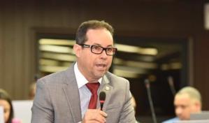 Escogen a Amado Díaz como vocero del bloque de diputados del PRM