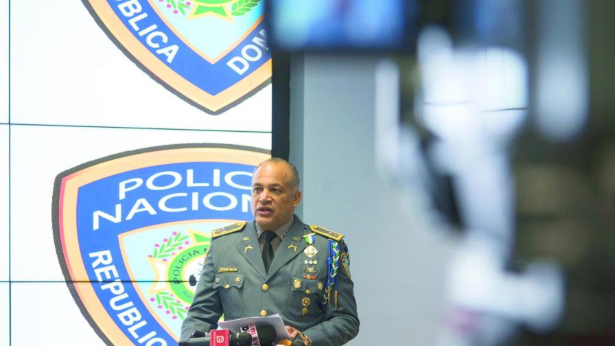 Patrulla mata hombre buscado por asalto a comerciante