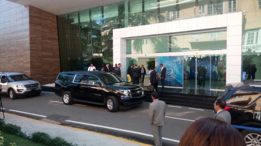 Presidente Medina y Delcy Rodríguez llegan a la Cancillería para continuar el diálogo venezolano Presidente Medina y Delcy Rodríguez llegan a la Cancillería para continuar el diálogo venezolano