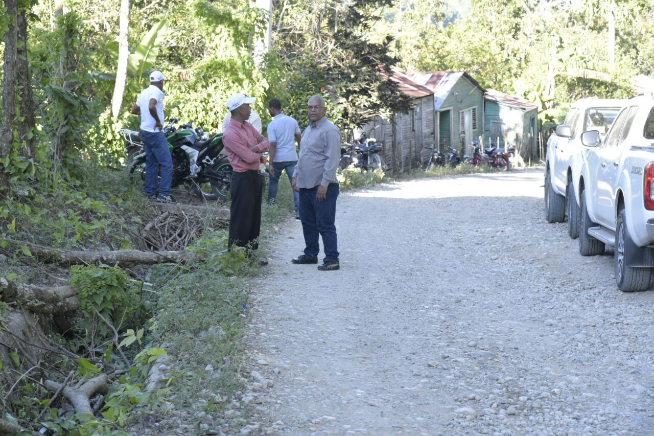 Moradores de la provincia Espaillat piden al Gobierno el arreglo de las calles.