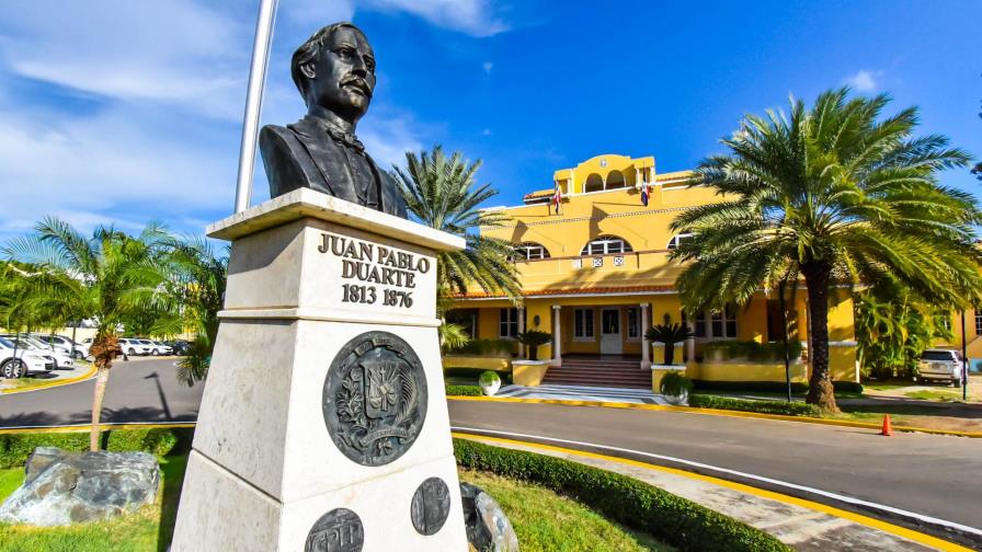 Tras ocho horas y dos días de reuniones continúa el diálogo entre el gobierno de Venezuela y la oposición Tras ocho horas y dos días de reuniones continúa el diálogo entre el gobierno de Venezuela y la oposición