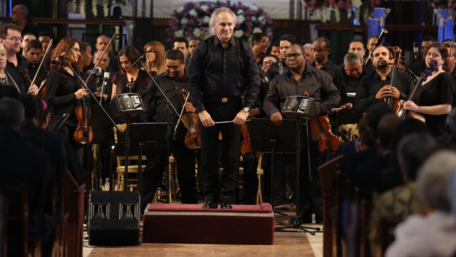 Celebran vigésima edición del Gran Concierto Altagraciano Celebran vigésima edición del Gran Concierto Altagraciano