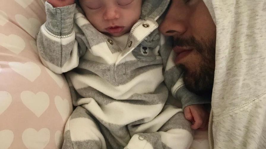 Las tiernas fotos con las que Enrique Iglesias y Anna Kournikova presentaron a sus gemelos