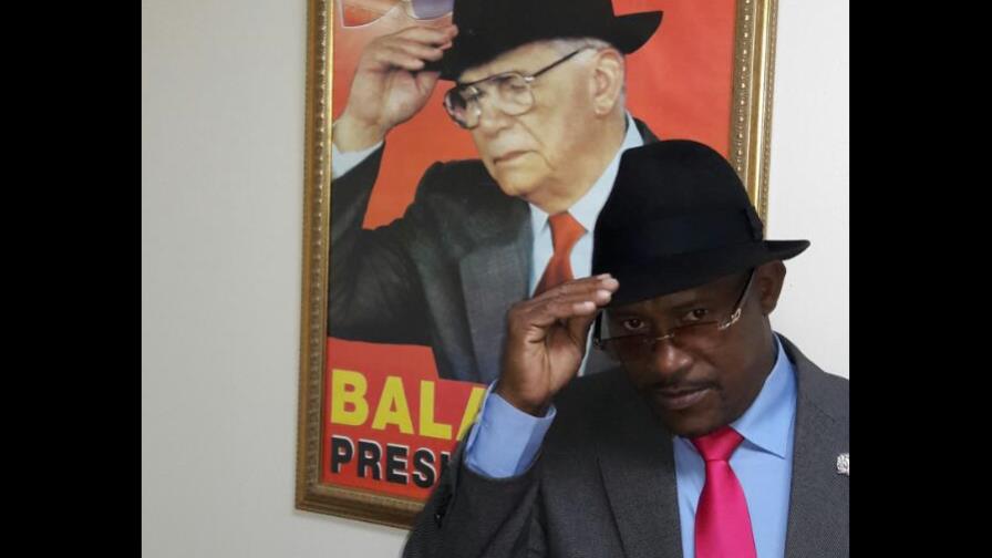 Hallan muerto en su vivienda al coleccionista de los sombreros de Joaquín Balaguer