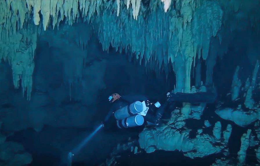 Exploradores revelan la mayor cueva inundada del mundo en el Caribe mexicano 