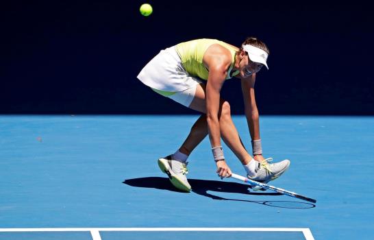 Novak Djokovic sigue adelante en un Abierto de Australia que pierde a Garbiñe Muguruza