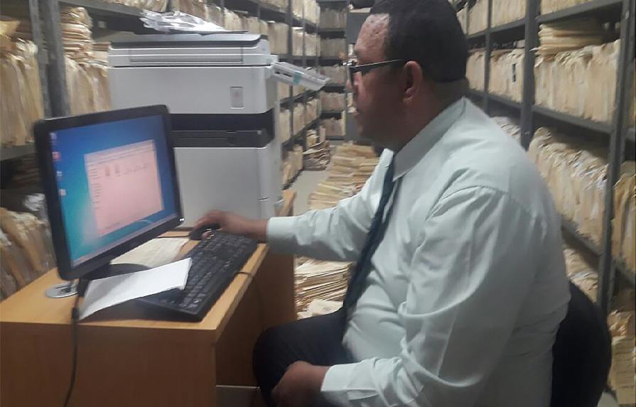 En el hospital Moscoso Puello comienzan a digitalizar récords de pacientes