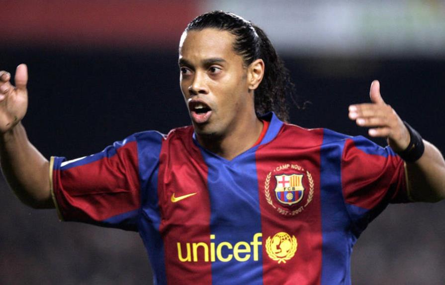 Gracias vieja’: Ronaldinho se despide del fútbol con mensaje