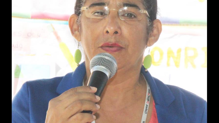 Denuncian cúmulo de basura alrededor de escuela de Santiago Rodríguez