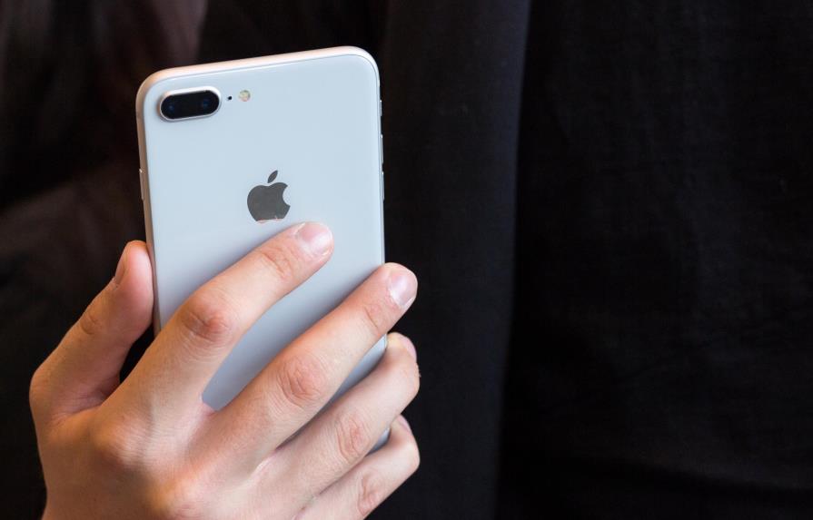 Apple permitirá que usuarios desactiven la ralentización de sus iPhones