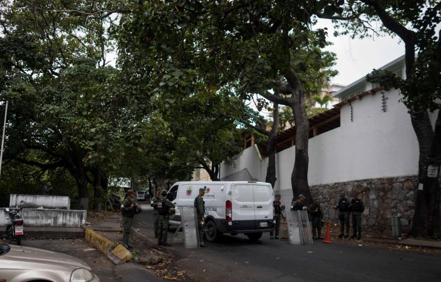 Diputados venezolanos denuncian presiones para cremar restos de sublevados
