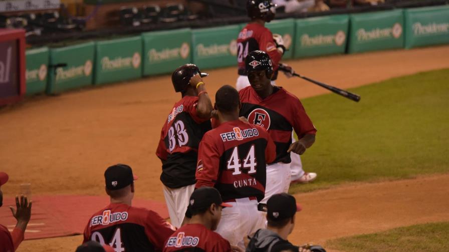 VIDEO: Leones siguen con vida al derrotar a los Gigantes VIDEO: Leones siguen con vida al derrotar a los Gigantes
