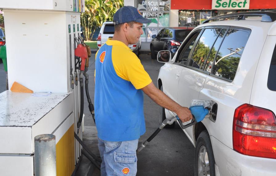 Gasolinas suben tres pesos; los demás tipos de combustibles se mantienen invariables
