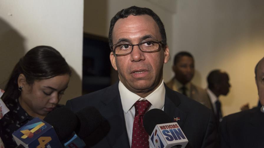 Navarro: conflictos son propios de los procesos de cambio 