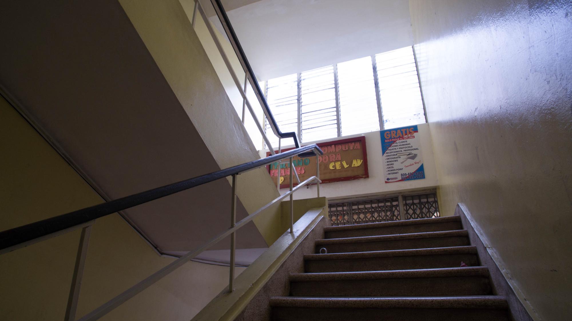 Vista de la escalera.