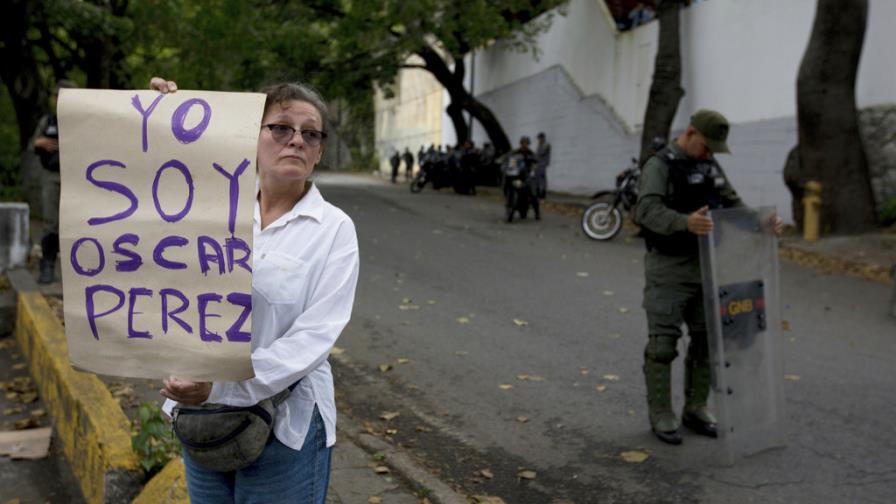 Venezuela: Entierran a expolicía rebelde Óscar Pérez Venezuela: Entierran a expolicía rebelde Óscar Pérez