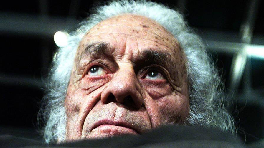 Muere a los 103 años el poeta chileno Nicanor Parra Muere a los 103 años el poeta chileno Nicanor Parra