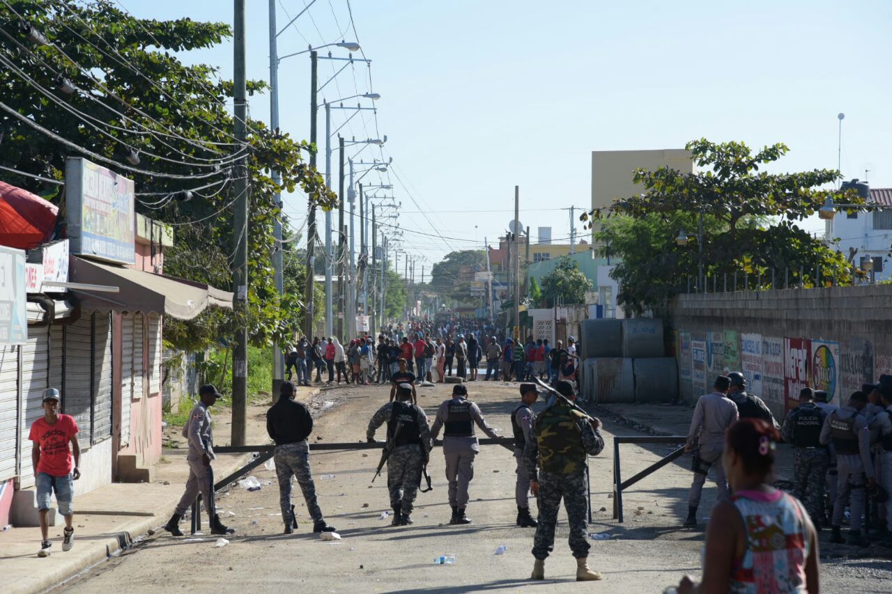 Protesta en Santo Domingo Este