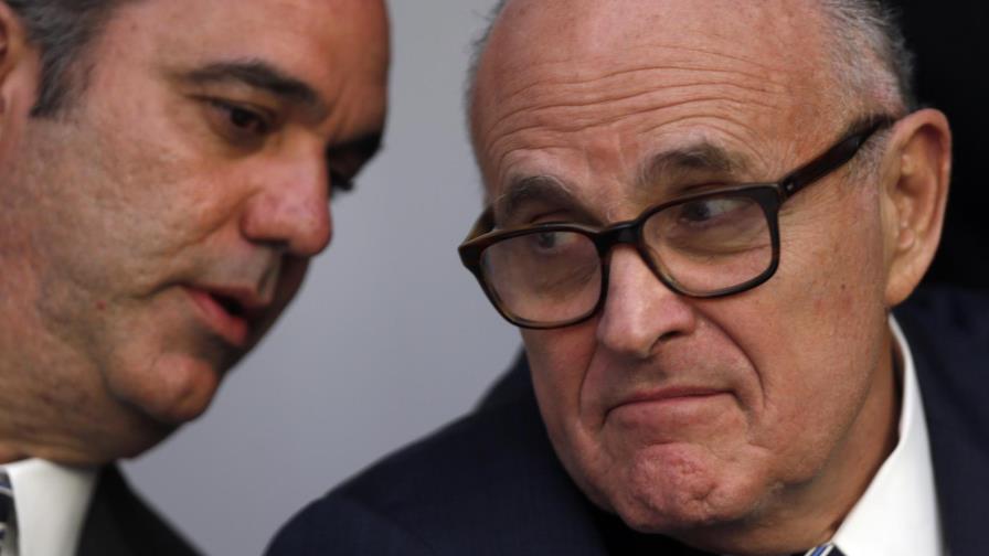Luis Abinader extiende su acuerdo de asesoría en seguridad ciudadana con Rudolph Giuliani Luis Abinader extiende su acuerdo de asesoría en seguridad ciudadana con Rudolph Giuliani