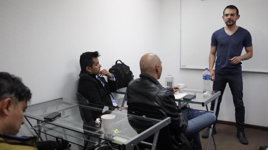 Escuela de seducción enseña a conquistar algo más que a las mujeres 