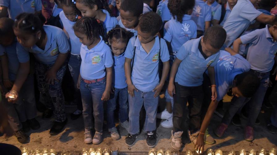 Exigen tomógrafo y habilitar quirófanos en hospital Arturo Grullón de Santiago