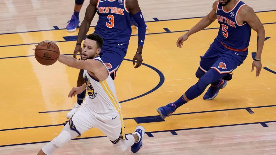 Curry y Warriors ganan a Knicks tras gran segunda parte Curry y Warriors ganan a Knicks tras gran segunda parte
