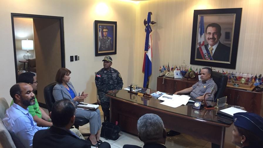 Director de la Policía y la Marcha Verde coordinan seguridad para actividad del domingo Director de la Policía y la Marcha Verde coordinan seguridad para actividad del domingo