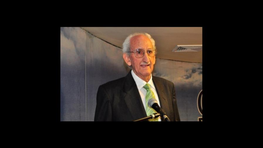  Manuel Salvador Gautier gana el Premio Nacional de Literatura 2018