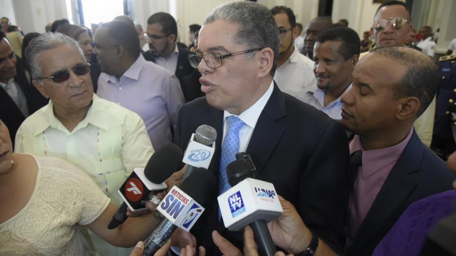 Ministro advierte no hay prórroga del Plan Nacional de Regularización 