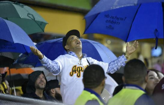 La lluvia obligó a suspender el cuarto partido de la serie final; se jugará hoy a las 7:30 p.m. en Santiago