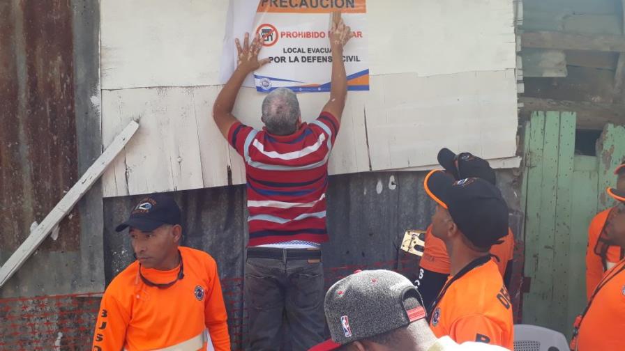 Defensa Civil prohíbe viviendas en área en la que murió una madre y sus dos hijas