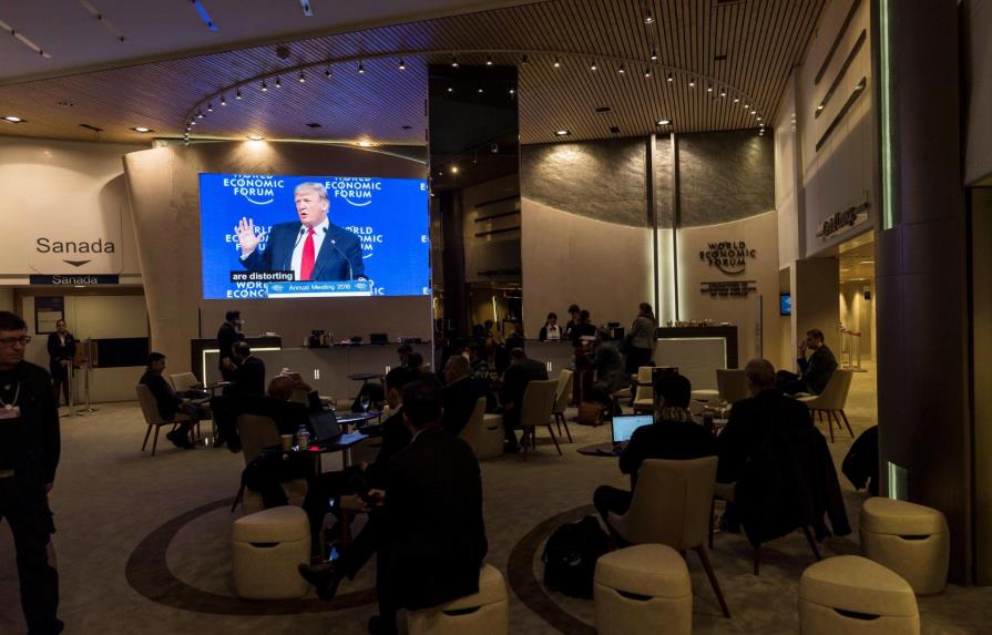 Concluye el Foro de Davos sin aclarar si EEUU es o no un país proteccionista