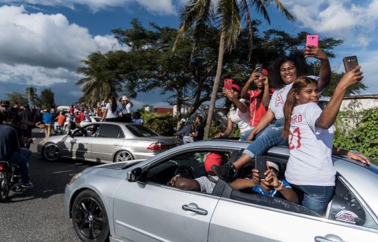 Caravana encabeza Vlad-Guerrero arrancó a las 3:41 del Aila Caravana encabeza Vlad-Guerrero arrancó a las 3:41 del Aila