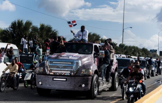Caravana encabeza Vlad-Guerrero arrancó a las 3:41 del Aila Caravana encabeza Vlad-Guerrero arrancó a las 3:41 del Aila