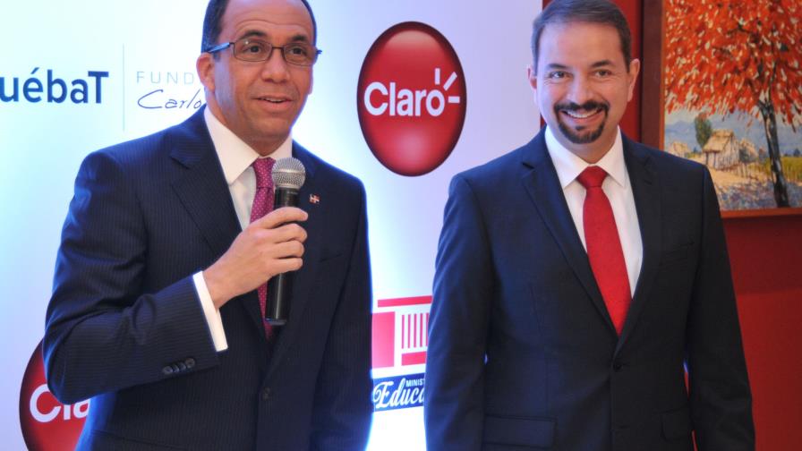 Educación y la Fundación Carlos Slim suscriben convenio para formación digital en las escuelas Educación y la Fundación Carlos Slim suscriben convenio para formación digital en las escuelas