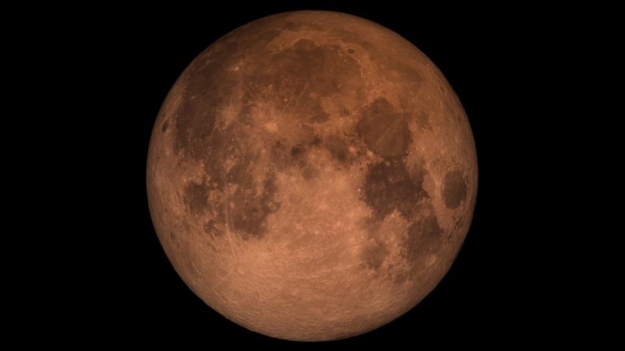 Enero se despide con un eclipse total de superluna azul