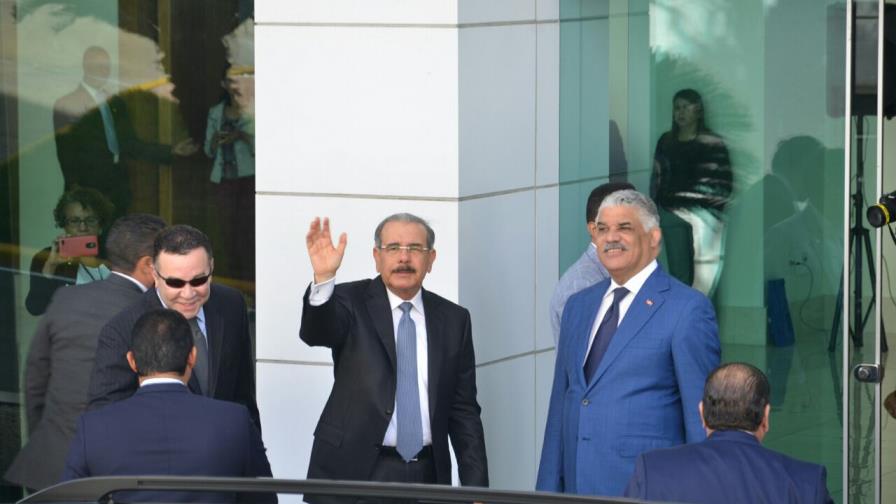 Presidente Medina llega a Cancillería para el inicio del diálogo venezolano