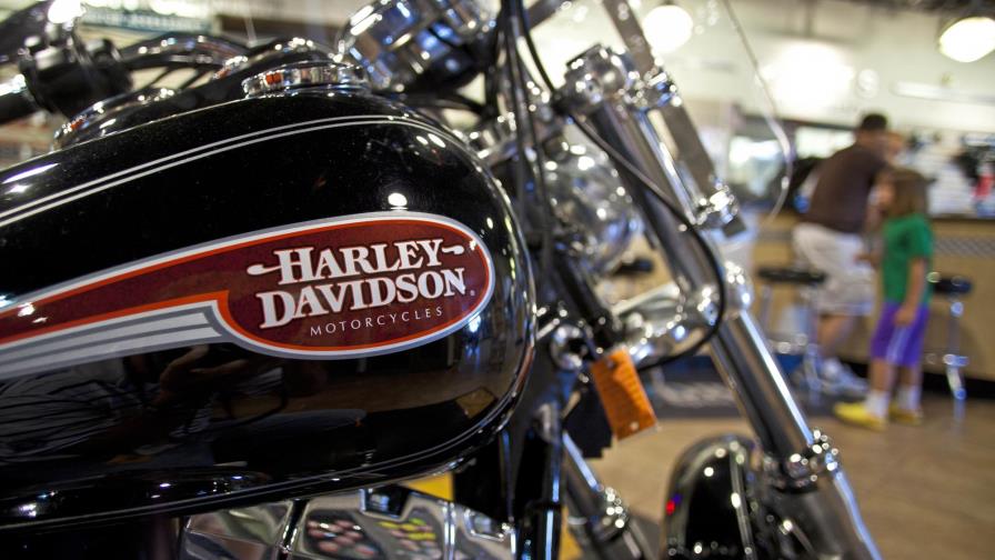Se frenan ventas de Harley-Davidson
