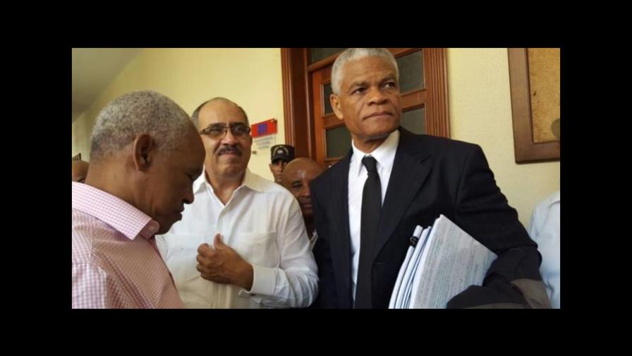 Abogados de Faña presentan pruebas Abogados de Faña presentan pruebas