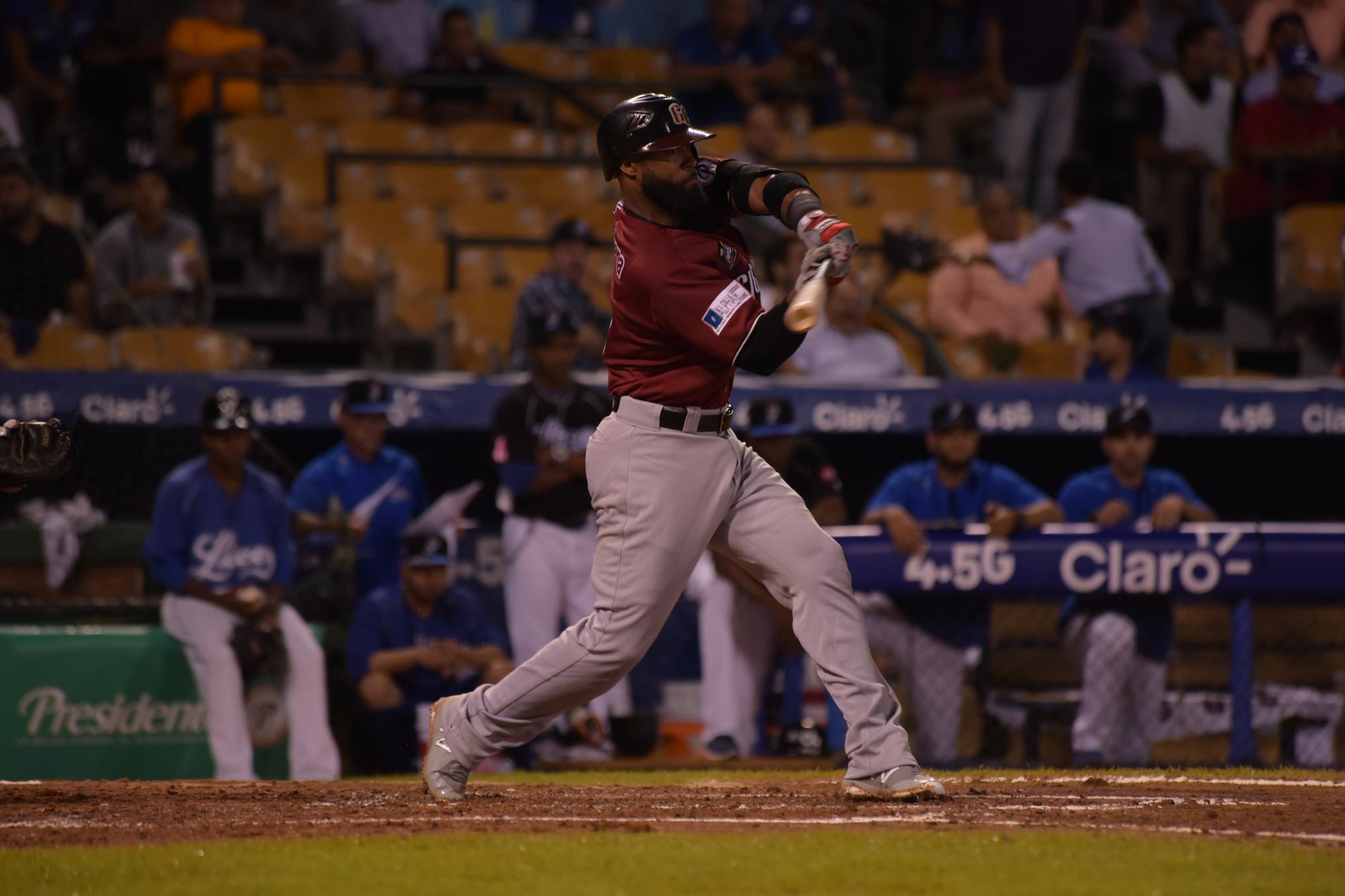 El receptor Carlos Paulino de los Leones del Escogido acompañará a las Águilas en la Serie del Caribe 2018.
