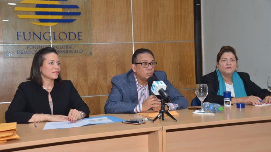 Ganadores del concurso de literatura, periodismo y documental de Funglode