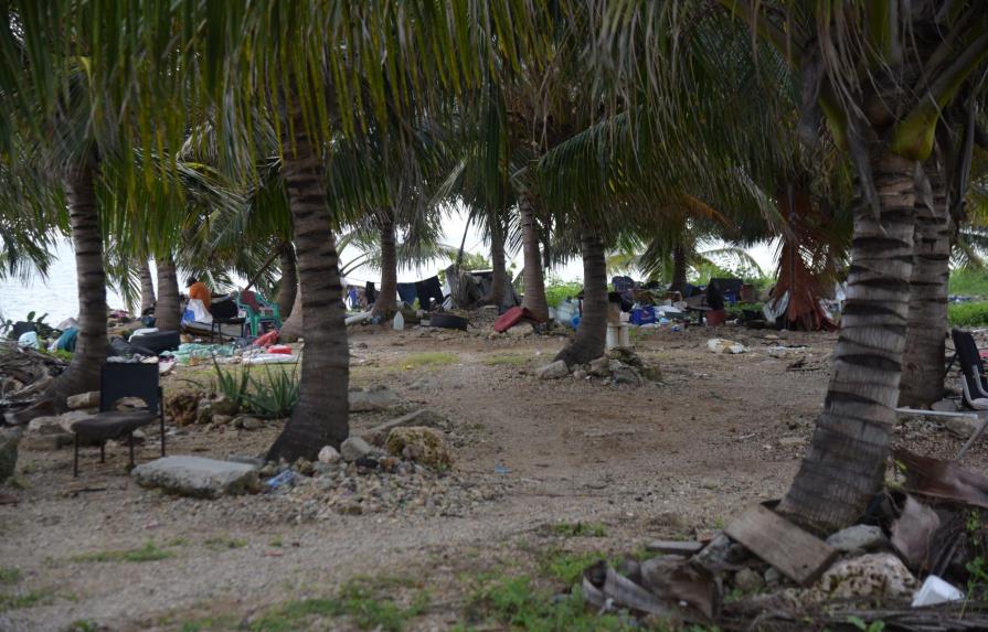 Malecón: Espacio de indigentes      en medio de la modernización 