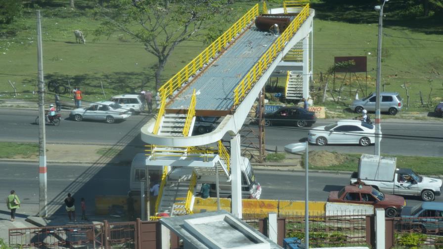 Peatonal frente a Ciudad de la Salud ya está en fase final